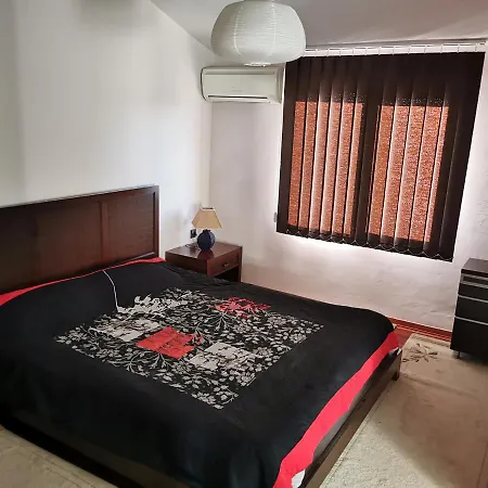 032 Apartamento *